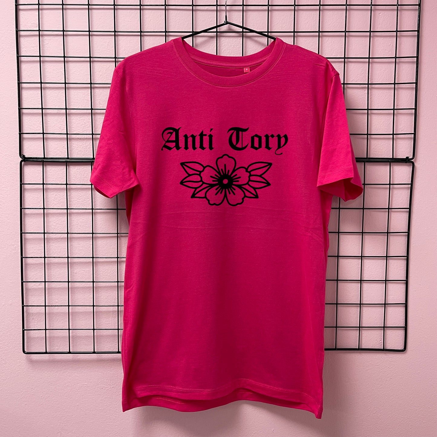 ANTI TORY FLOWER T-SHIRT