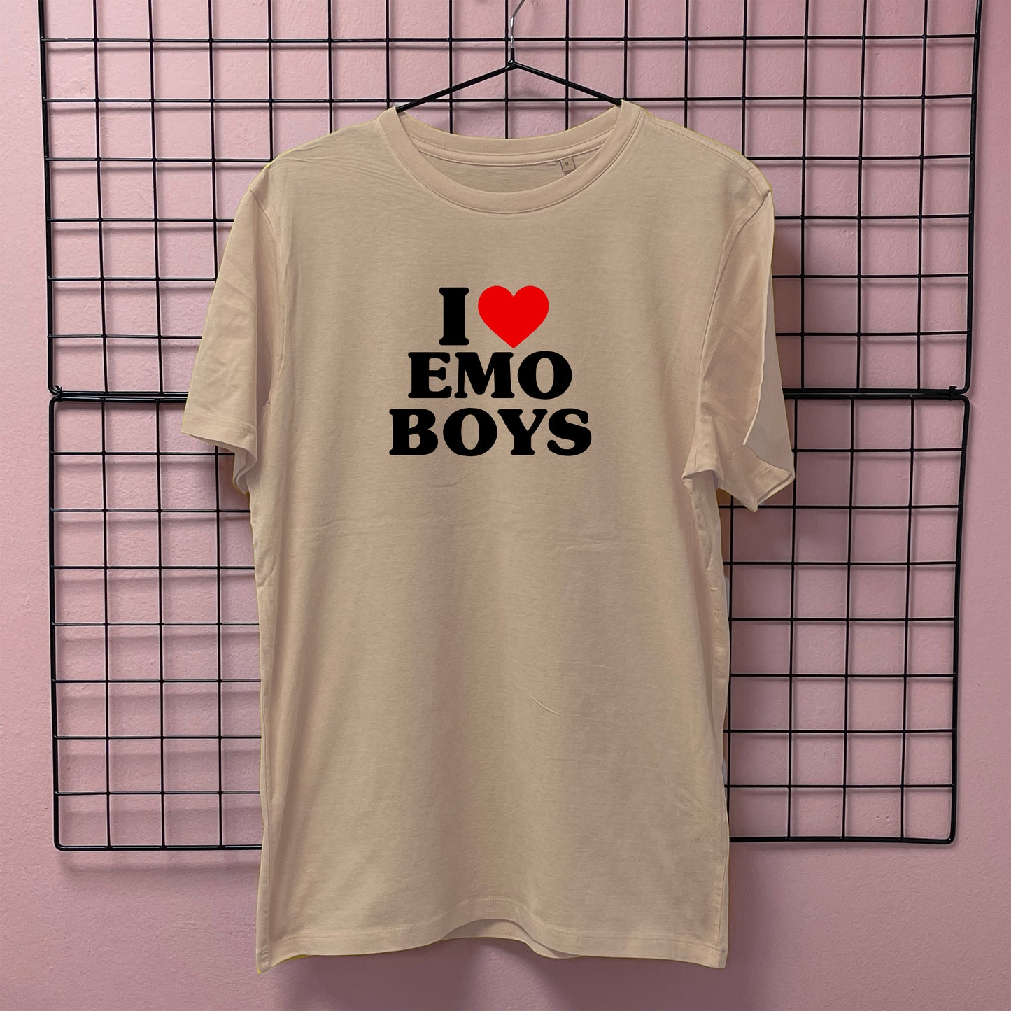 I LOVE TO EMO BOYS HEART T-SHIRT