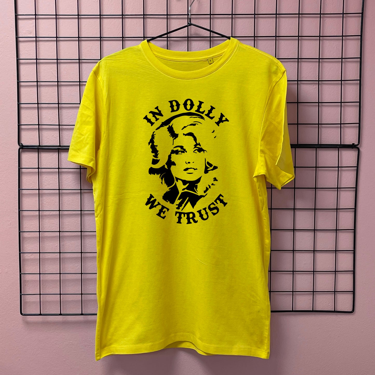 IN DOLLY WE TRUST T-SHIRT