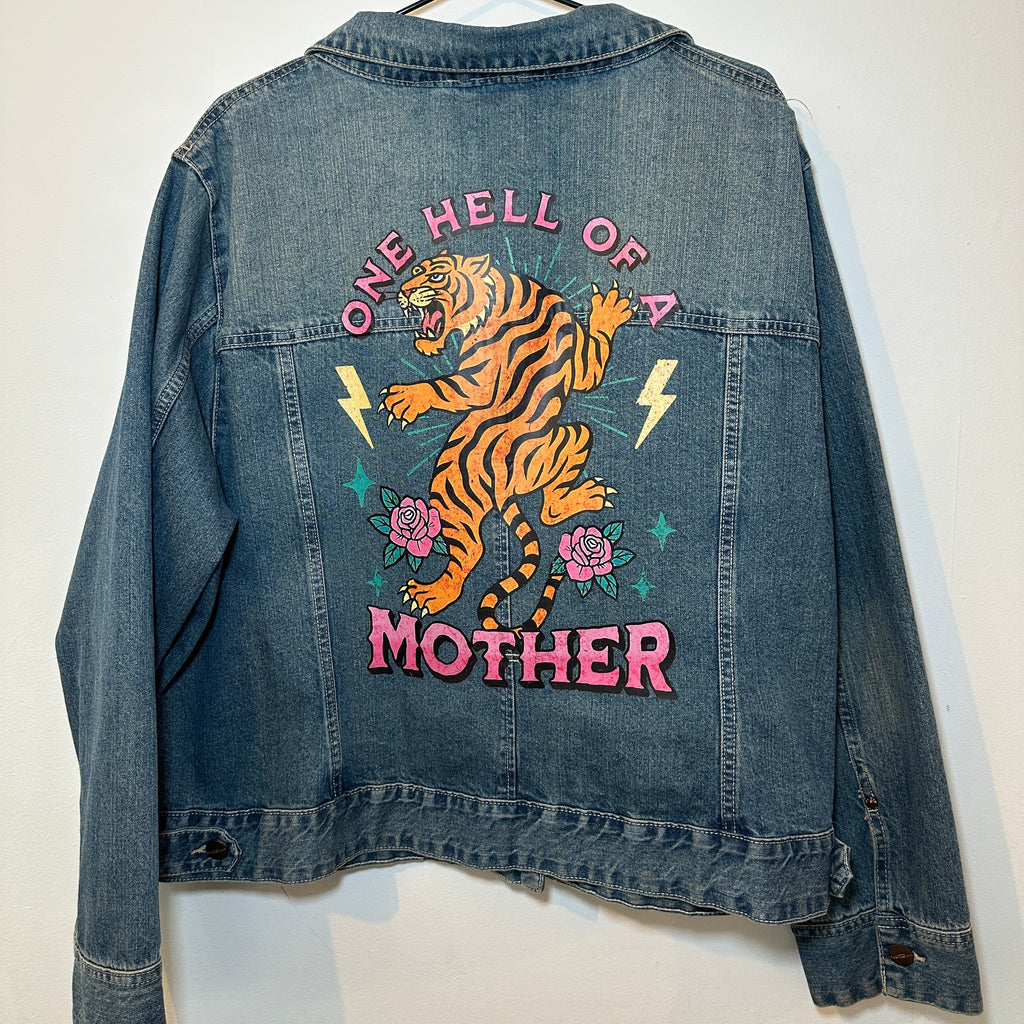 ONE HELL OF A MOTHER TIGER DENIM JACKET SIZE 26