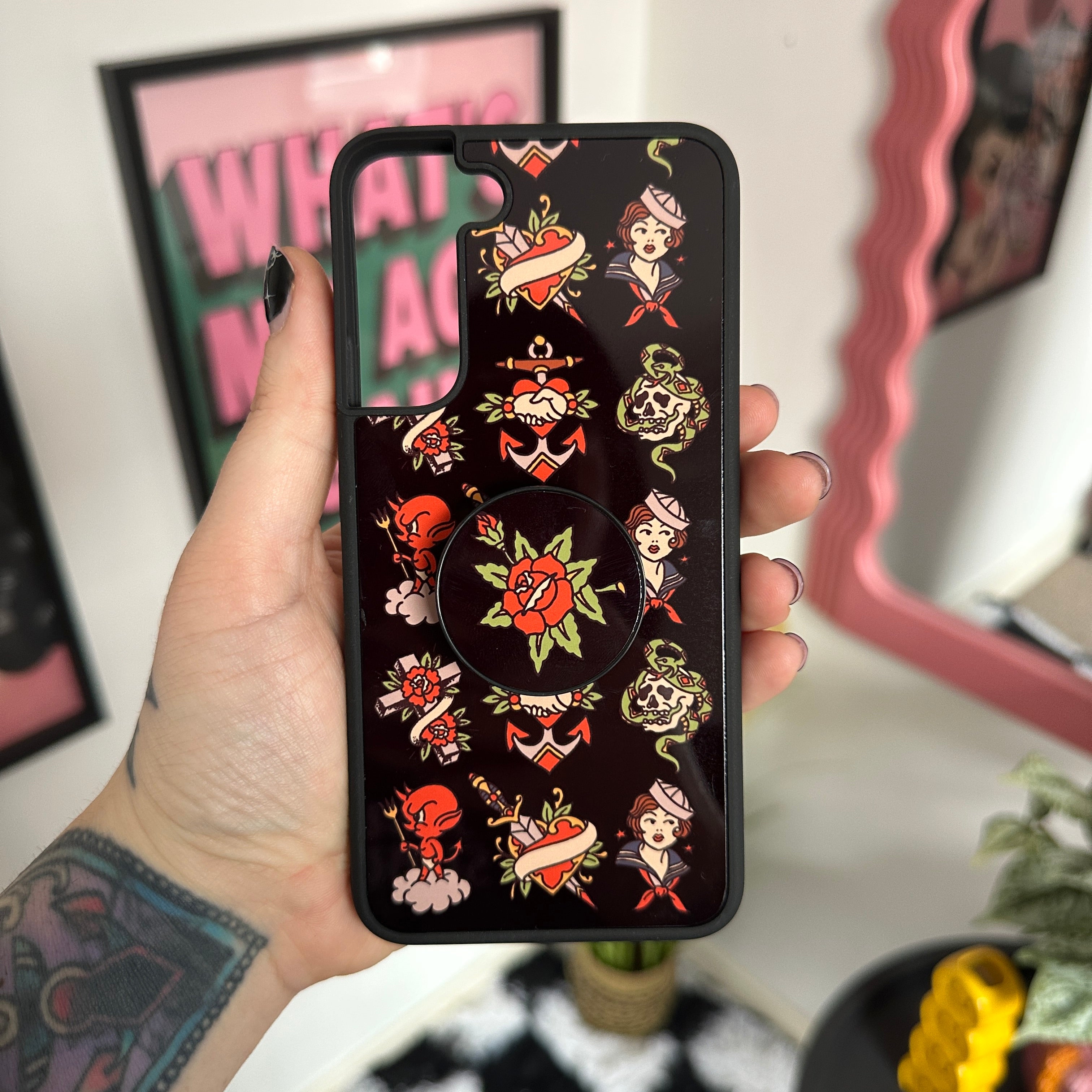 6 TATS PHONE CASE