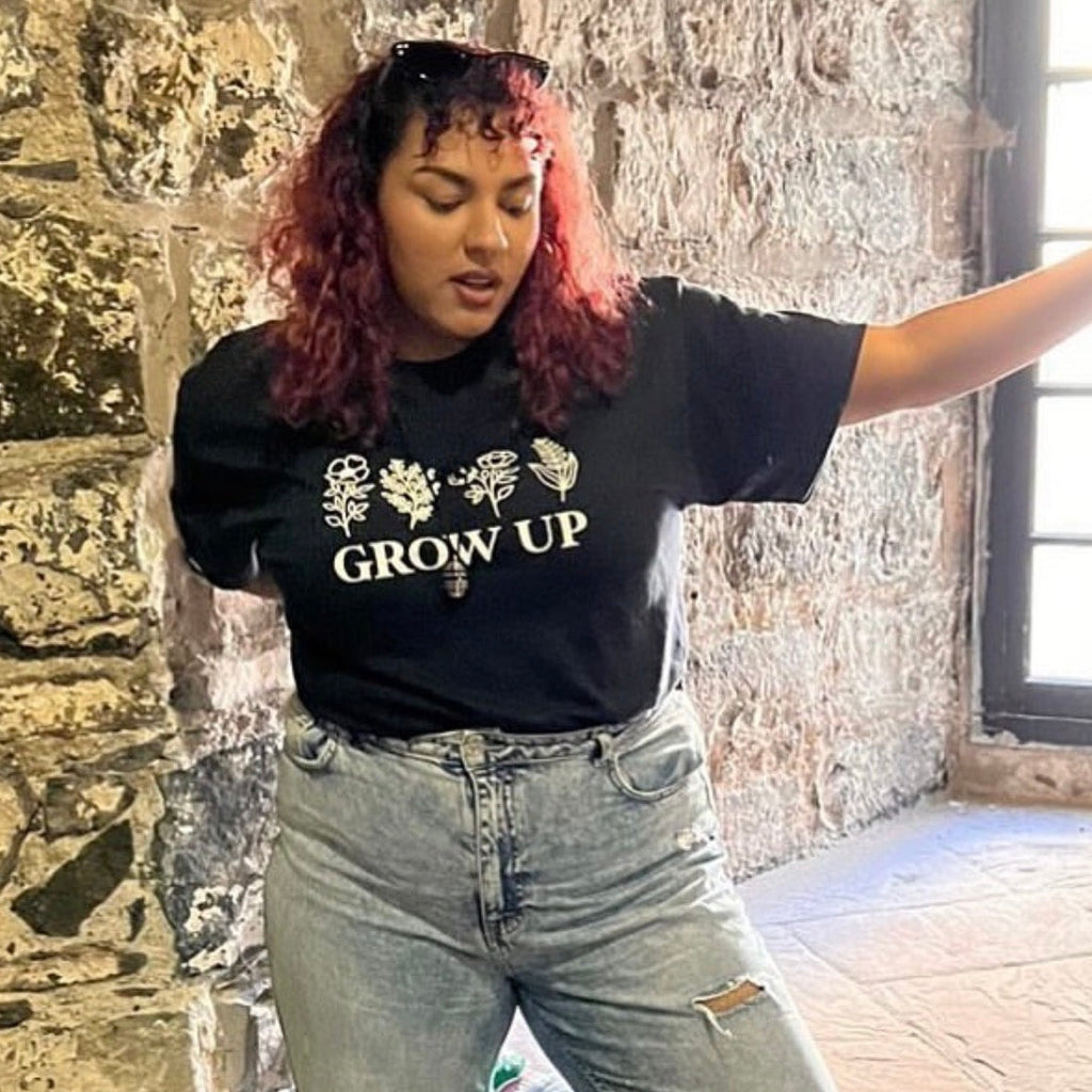 GROW UP FLOWERS T-SHIRT