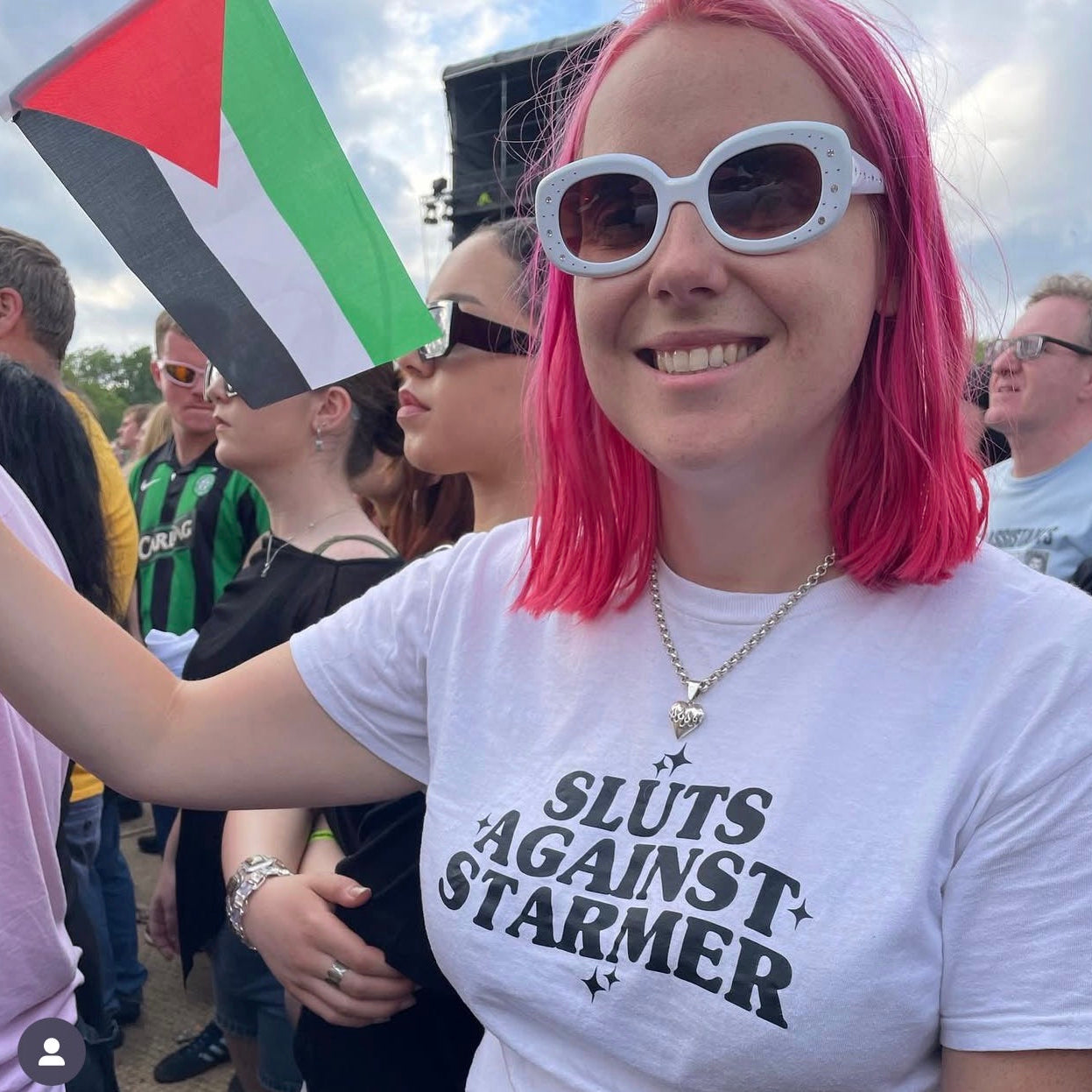 SLUTS AGAINST STARMER T-SHIRT