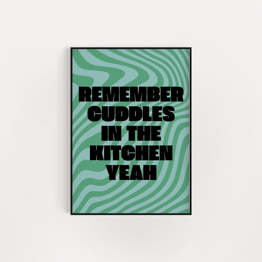 MARDY BUM CUDDLES PRINT