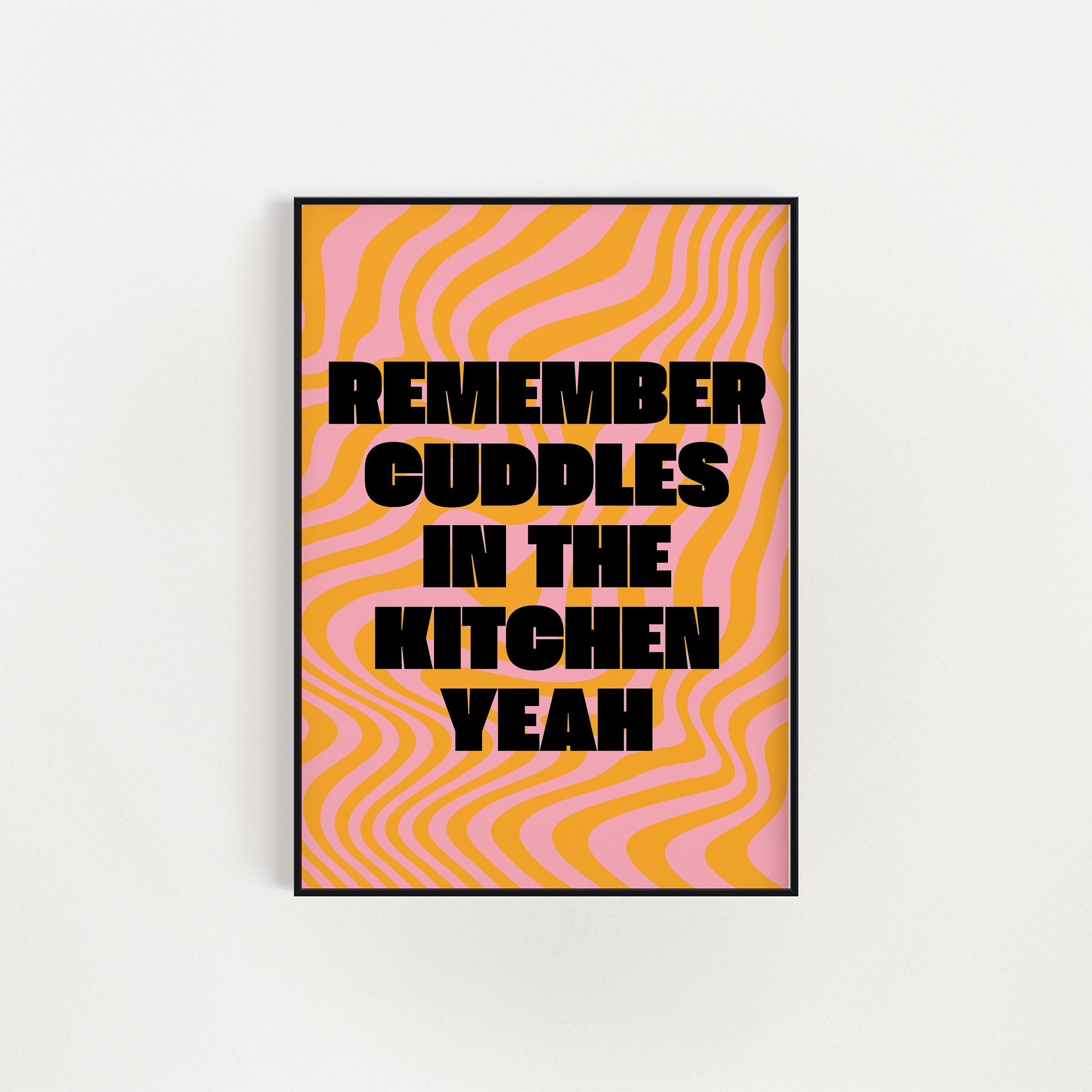 MARDY BUM CUDDLES PRINT