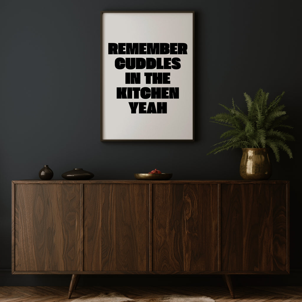 MARDY BUM CUDDLES PRINT