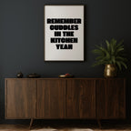 MARDY BUM CUDDLES PRINT