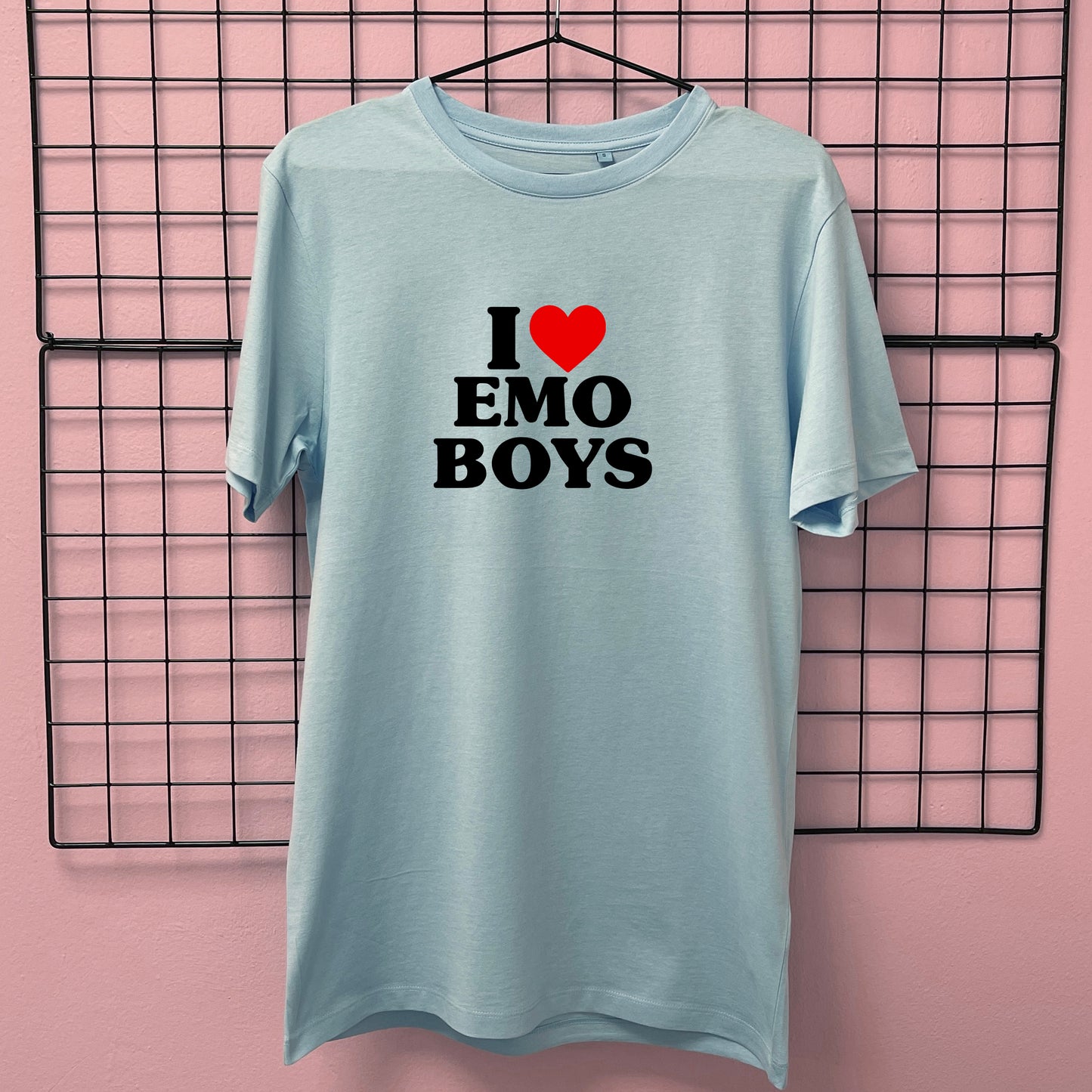 I LOVE TO EMO BOYS HEART T-SHIRT